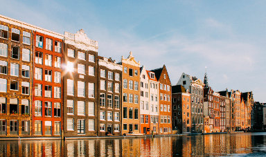 Amsterdam en Eurostar rouge