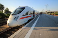 Ancien train ICE 39 Hambourg – Copenhague en gare de Puttgarden, juste avant de monter dans le ferry vers le Danemark