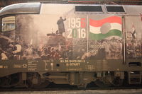 Décoration extérieure (« 1956-2016 ») de la locomotive du train EC 345 Budapest ➔ Belgrade