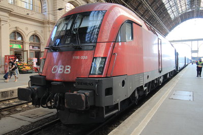 Locomotive Munich ⇄ Budapest en gare de Budapest