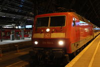 Locomotive DB 120 152-4 du train de nuit EuroNight 447 Oberhausen – Varsovie, en gare de Köln Hauptbahnhof
