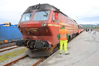 Locomotive du train de nuit Trondheim Bodø, en gare de Bodø (Norvège)