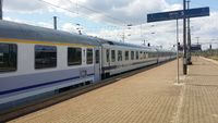 Wagon Berlin Warszawa express intégré au train de nuit Oberhausen – Varsovie en gare de Warszawa Zachodnia